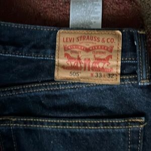 Levi 505 33 x32 never worn